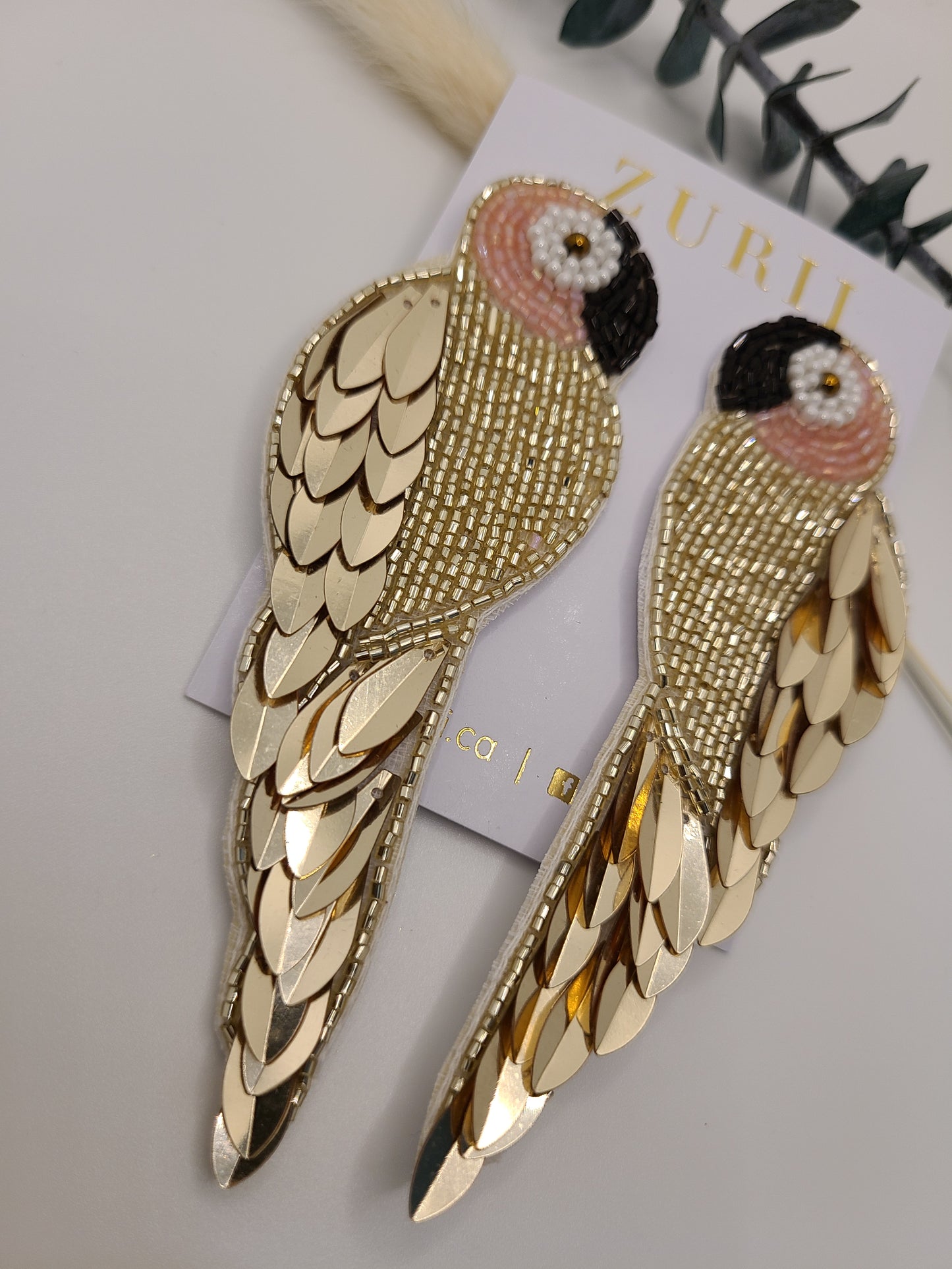 Macaw in Gold
