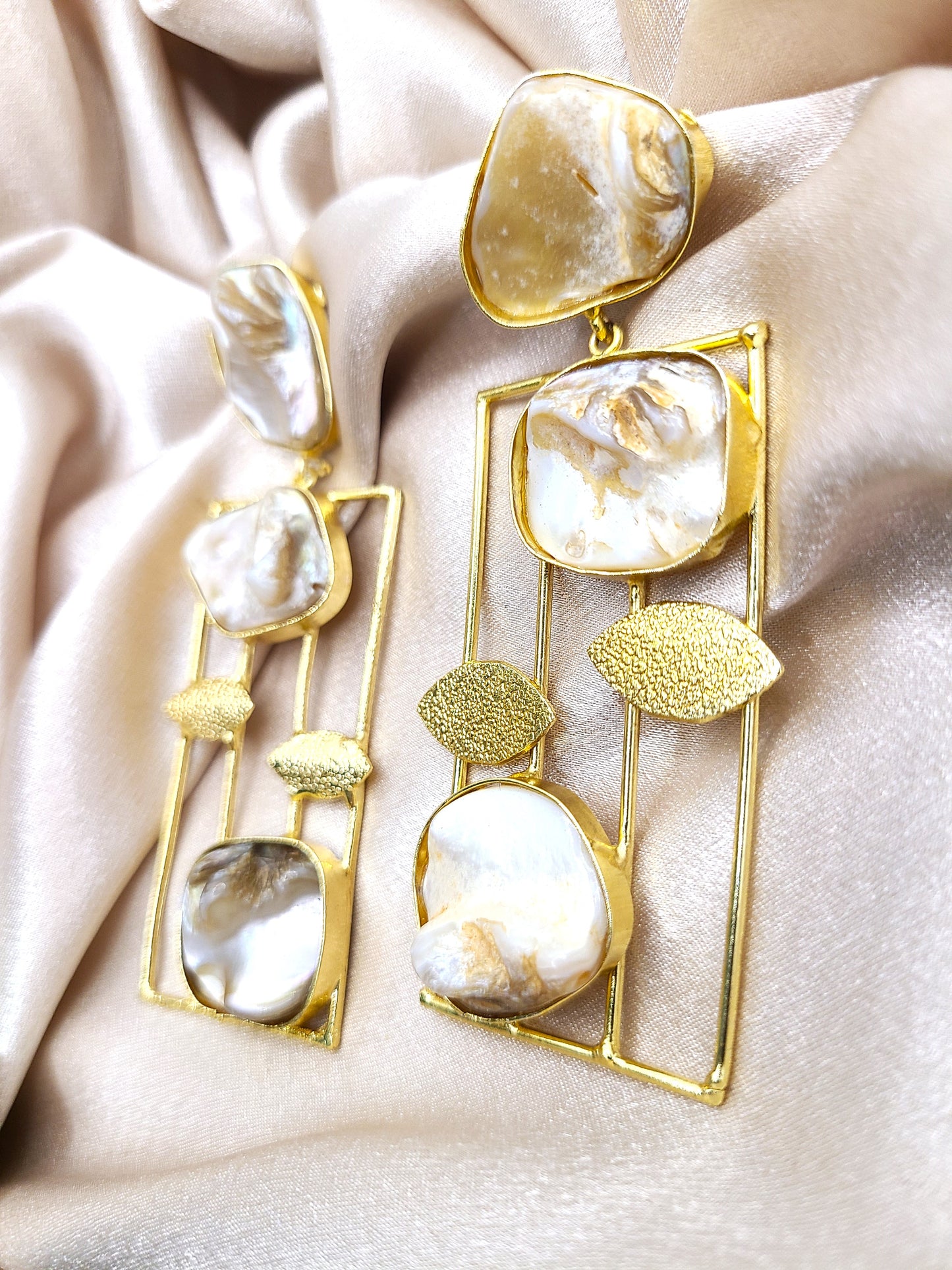 Leah Earrings Gold