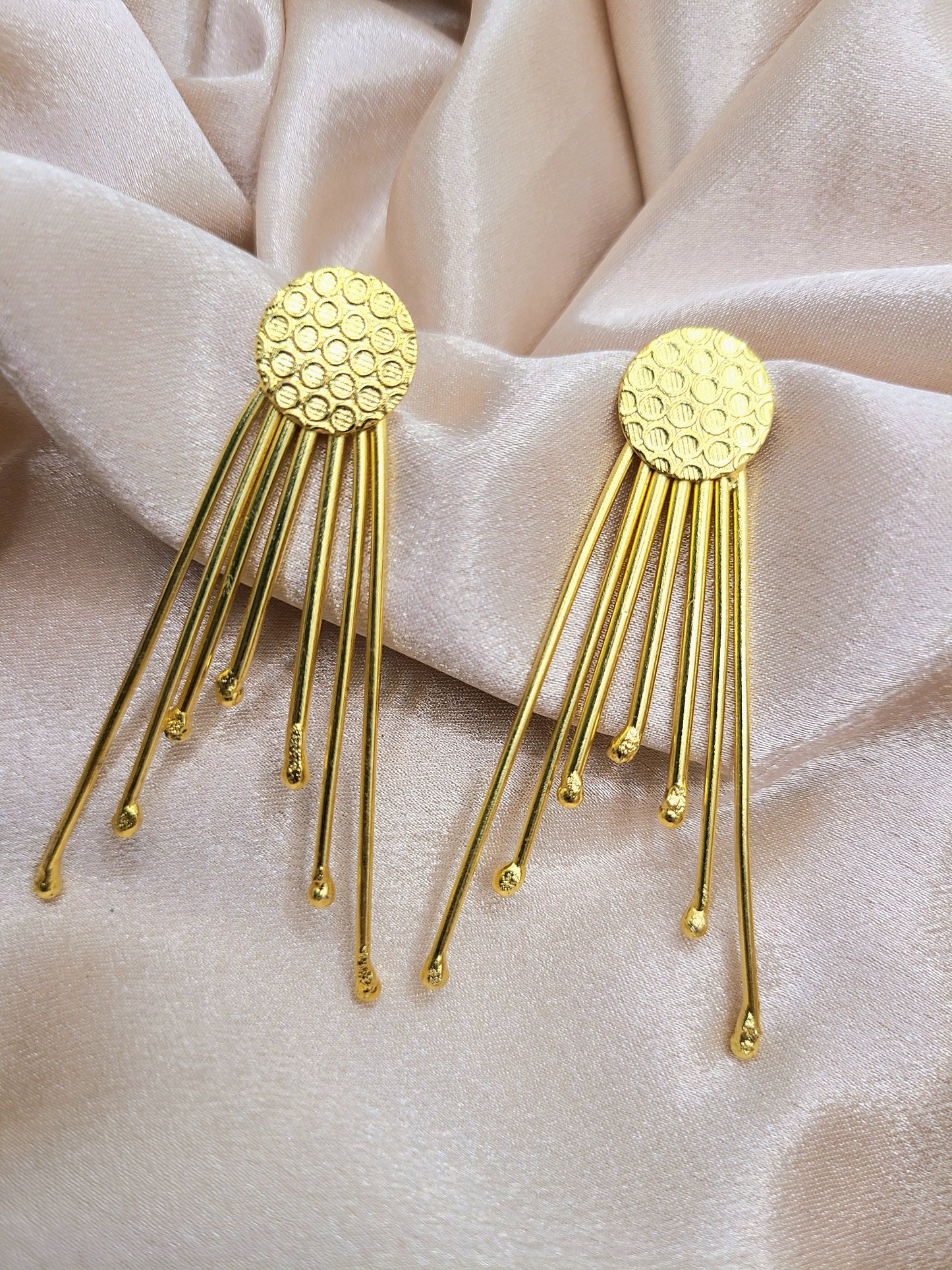 Emmie Earrings Gold