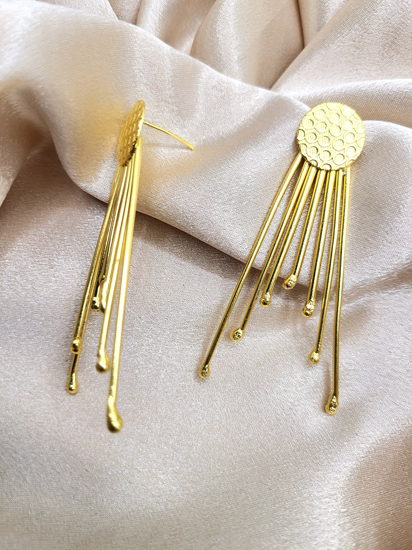 Emmie Earrings Gold