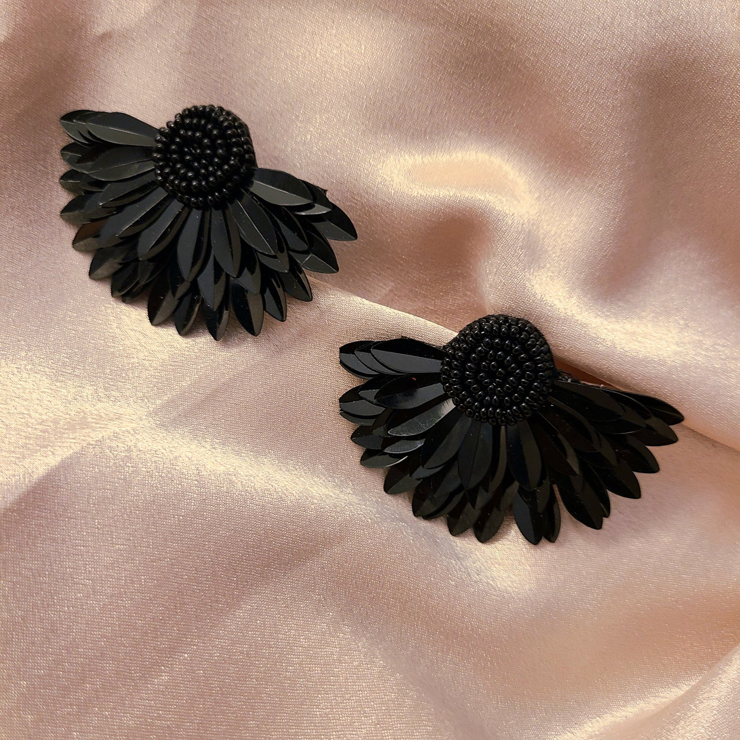 Maureen earrings- Black