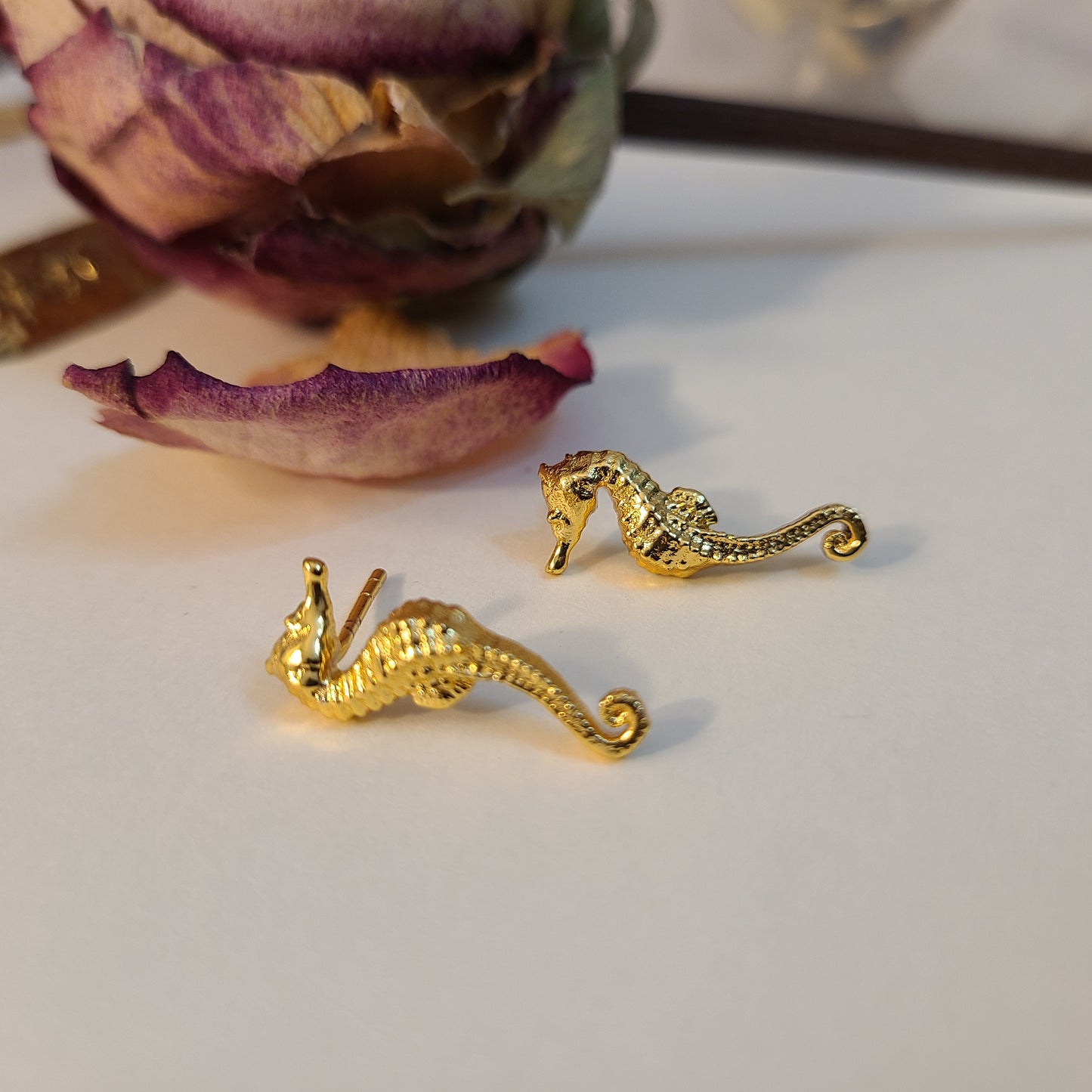 Sea horse earrings