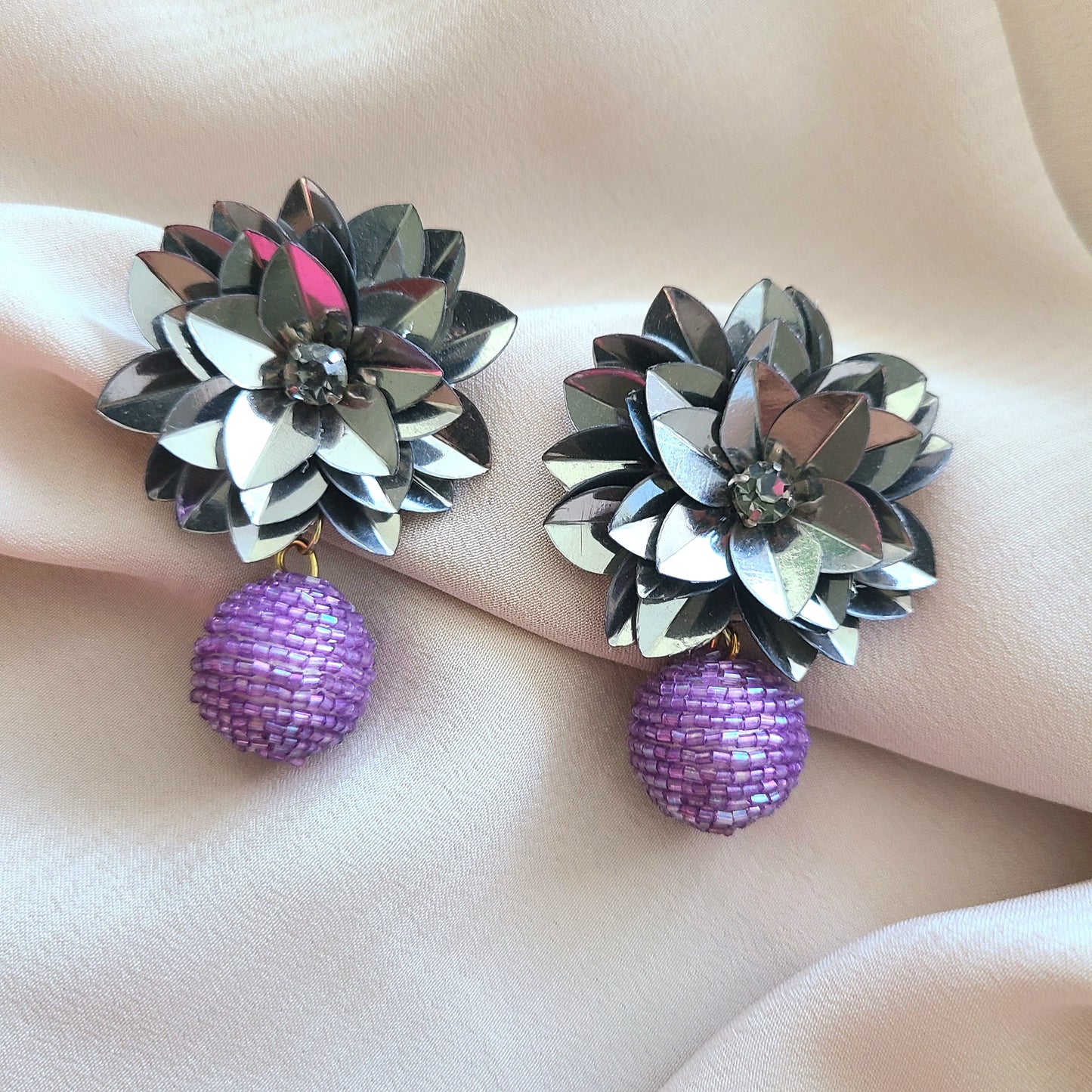 Lauren earrings Grey