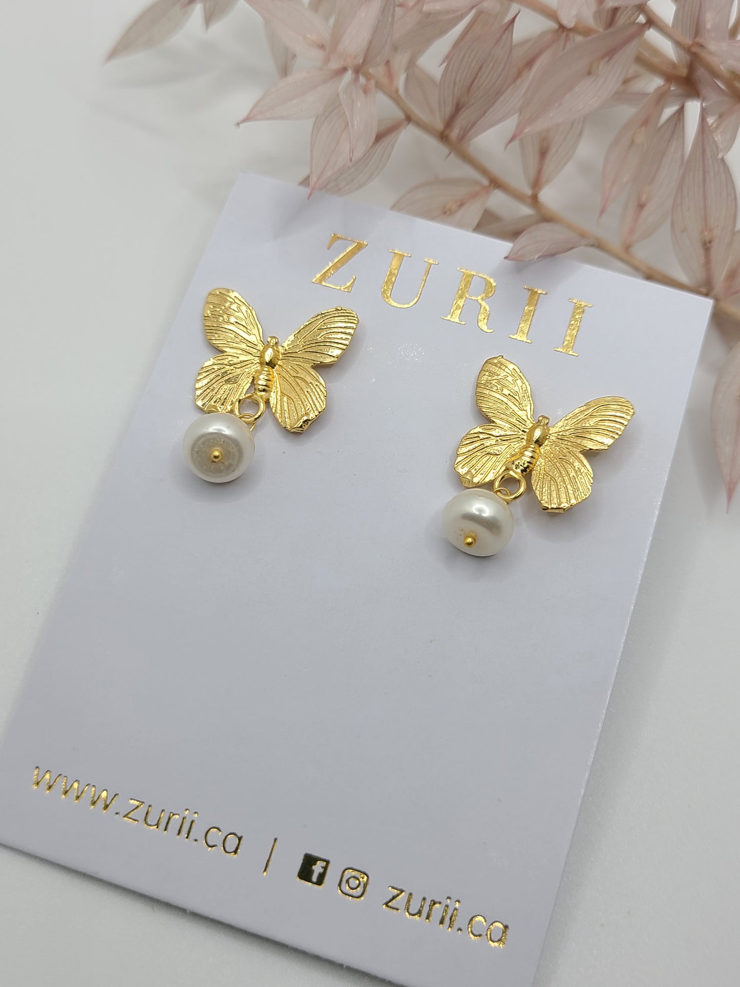 Nayra Earrings Gold
