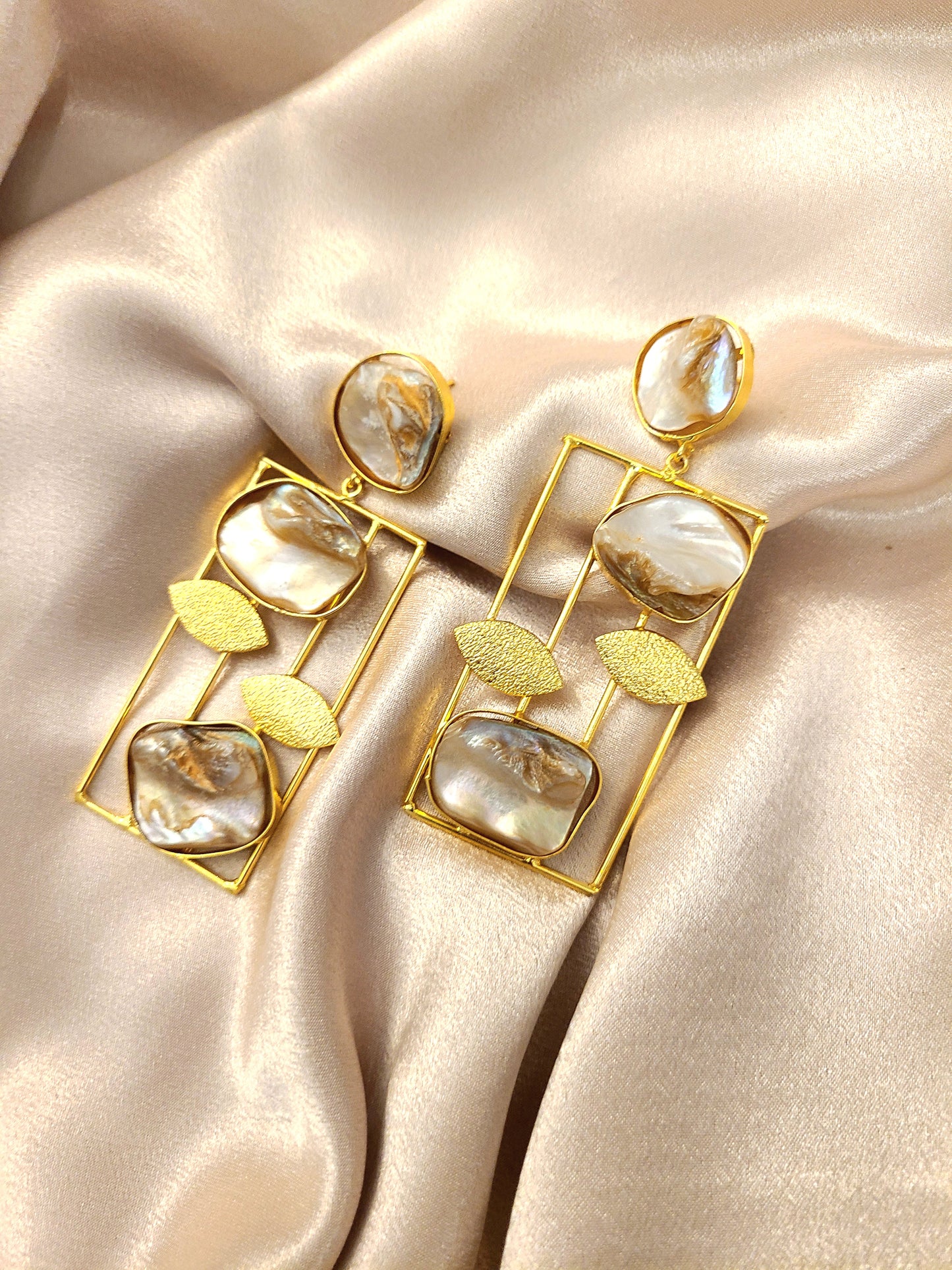 Leah Earrings Gold