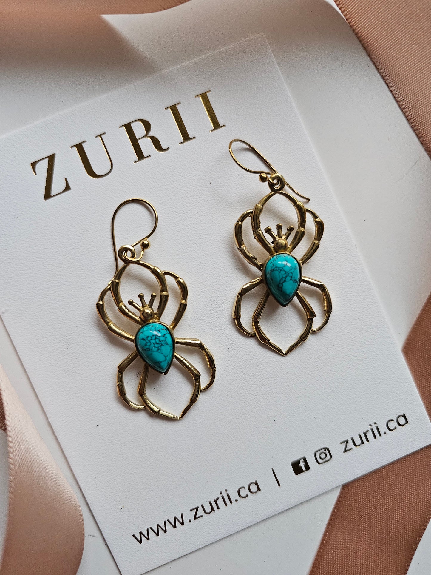 Spider hook Earrings turquoise